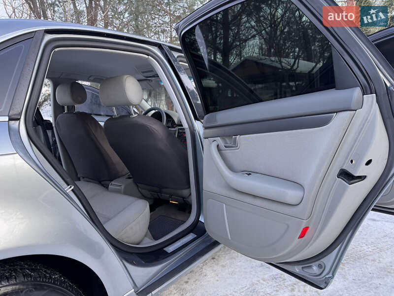 Седан Audi A4 2005 в Дрогобыче