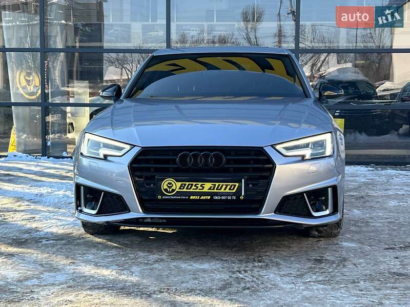 Седан Audi A4 2017 в Ивано-Франковске