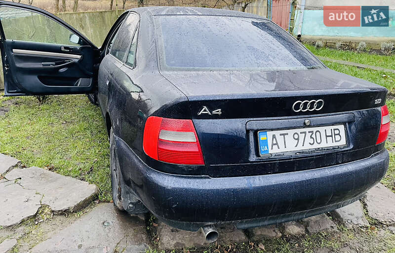 Седан Audi A4 1998 в Бурштині