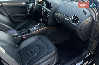 Седан Audi A4 2013 в Львове