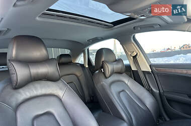 Седан Audi A4 2013 в Львове