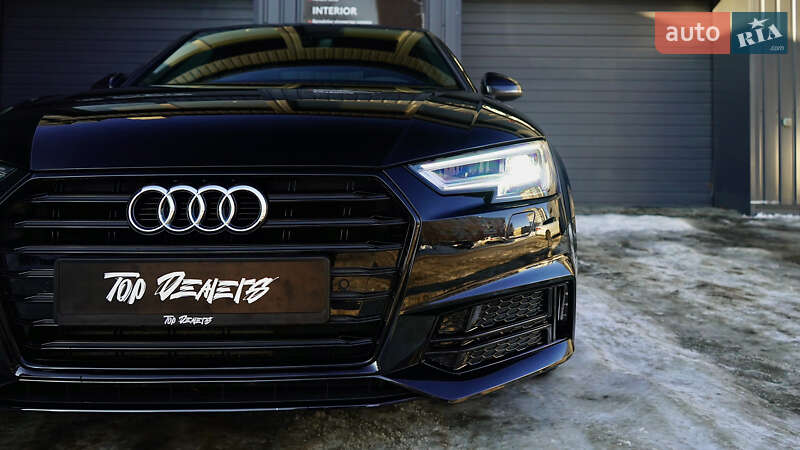 Седан Audi A4 2016 в Львове