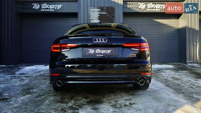 Седан Audi A4 2016 в Львове