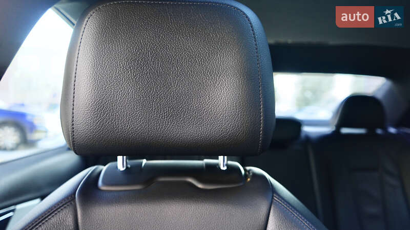 Седан Audi A4 2016 в Львове