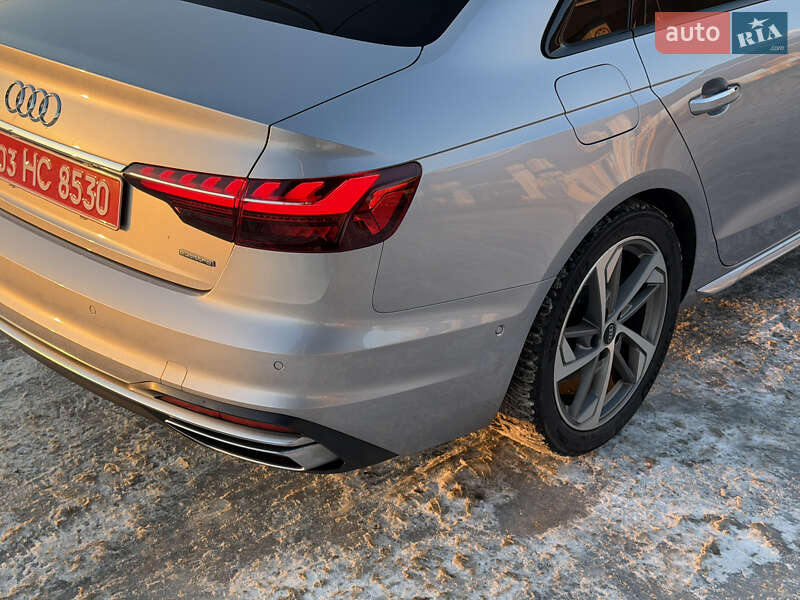 Седан Audi A4 2021 в Киеве