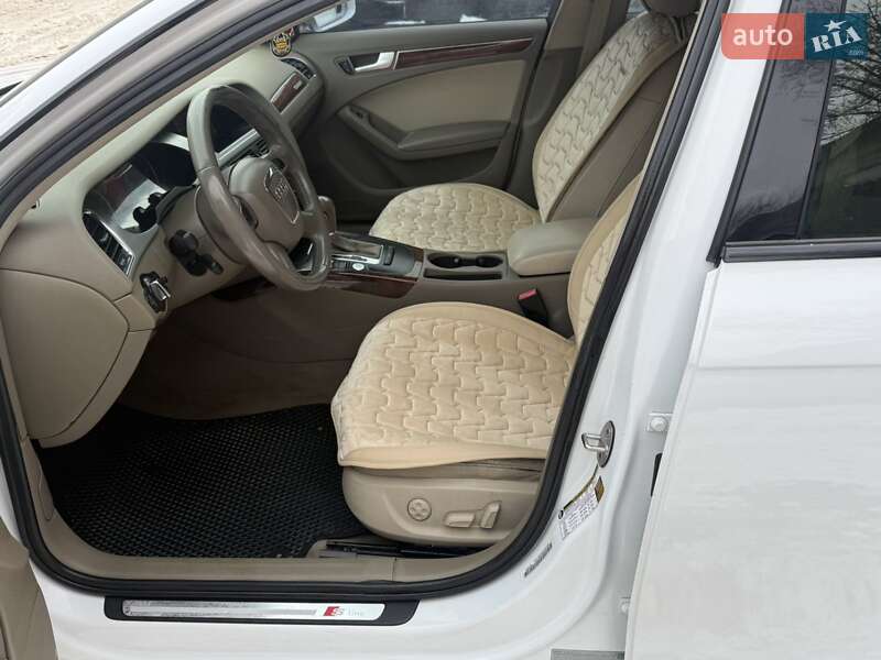 Седан Audi A4 2011 в Запорожье