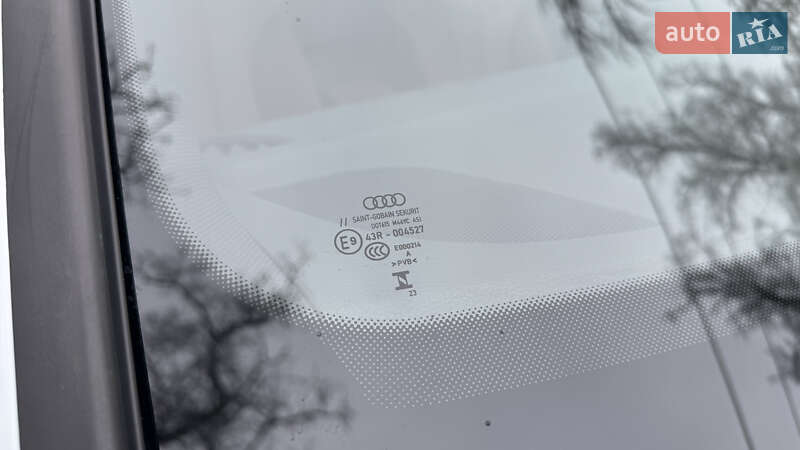 Седан Audi A4 2024 в Киеве