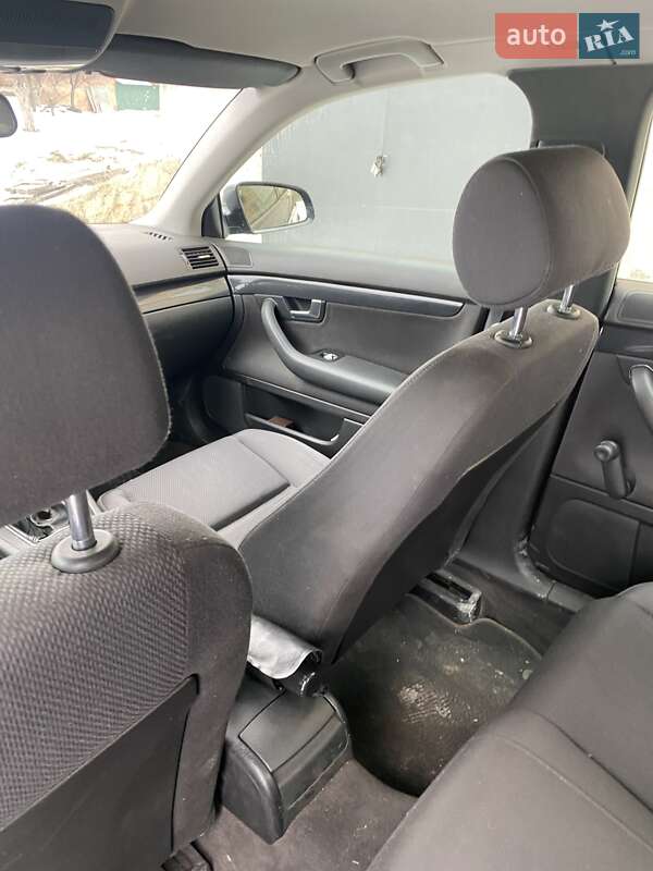 Седан Audi A4 2001 в Киеве