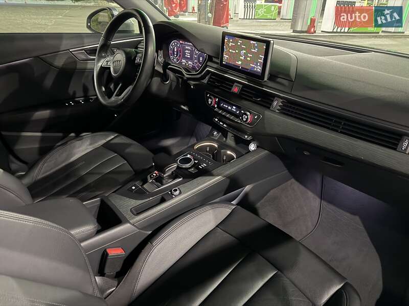 Седан Audi A4 2018 в Киеве фото 23 Седан Audi A4 2018 в Киеве