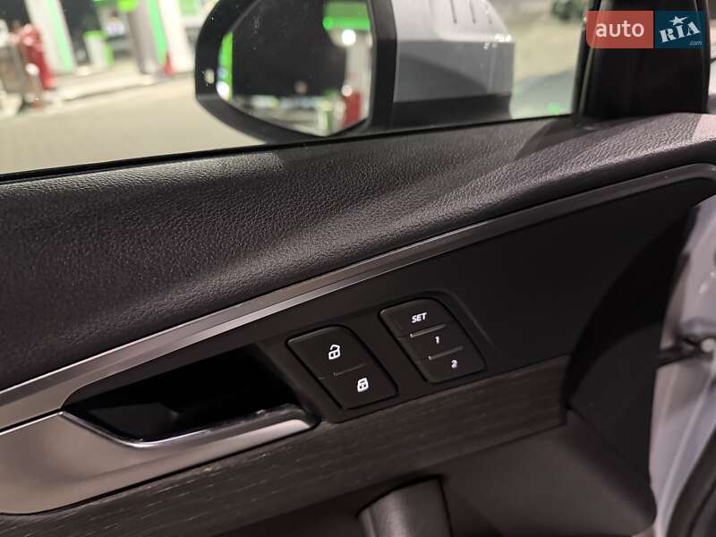 Седан Audi A4 2018 в Киеве фото 38 Седан Audi A4 2018 в Киеве