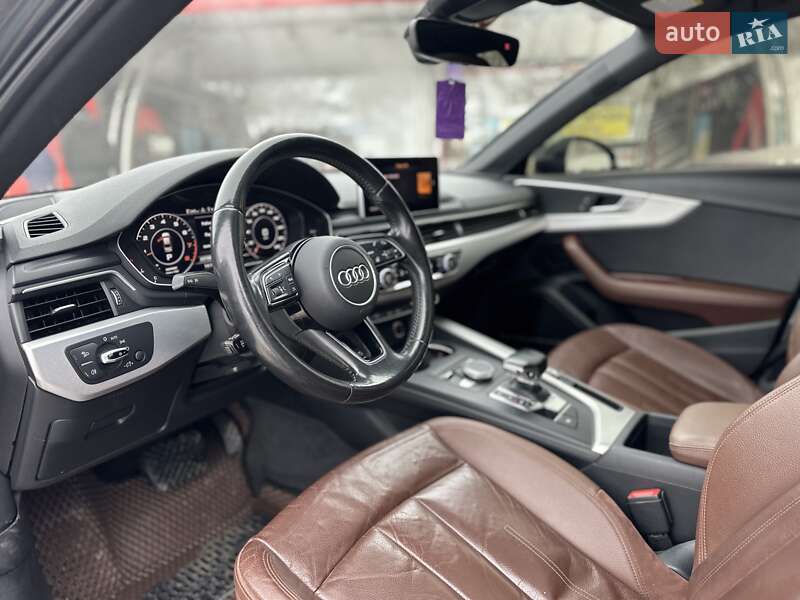 Седан Audi A4 2016 в Тернополі