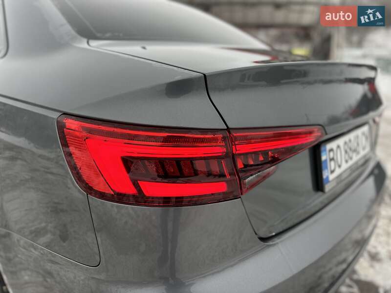 Седан Audi A4 2016 в Тернополі