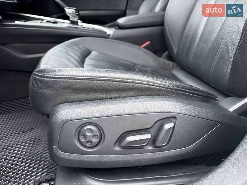 Седан Audi A4 2016 в Києві