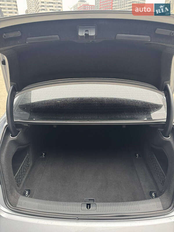 Седан Audi A4 2016 в Киеве фото 8 Седан Audi A4 2016 в Киеве