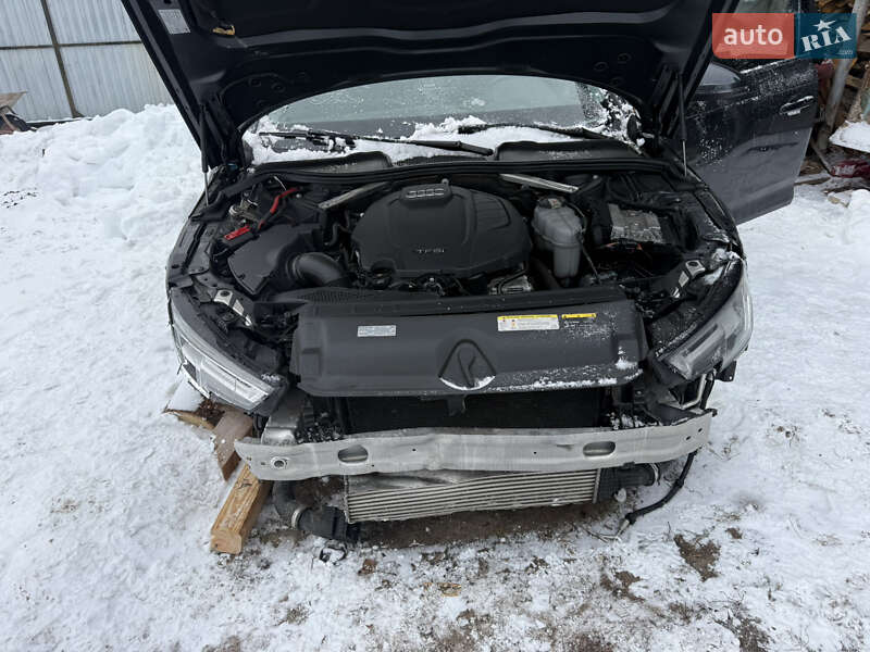 Седан Audi A4 2019 в Яворові