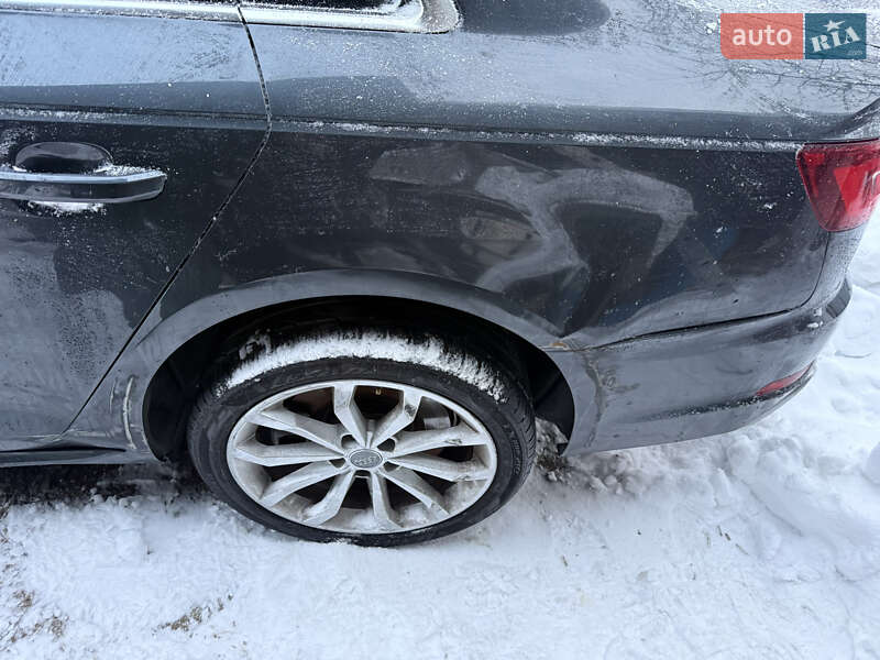 Седан Audi A4 2019 в Яворові
