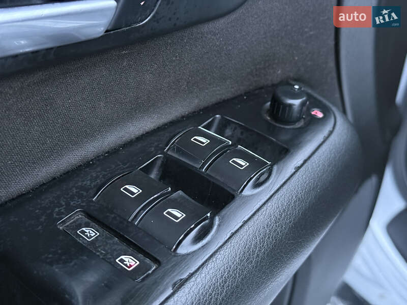 Седан Audi A4 2002 в Хмельницькому фото 13 Седан Audi A4 2002 в Хмельницькому