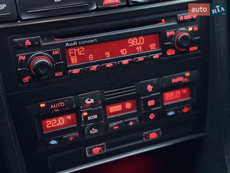 Седан Audi A4 2002 в Хмельницькому фото 15 Седан Audi A4 2002 в Хмельницькому
