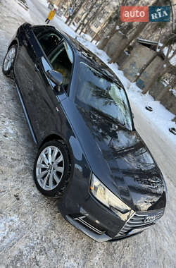 Седан Audi A4 2018 в Киеве