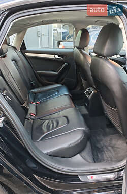 Седан Audi A4 2014 в Киеве