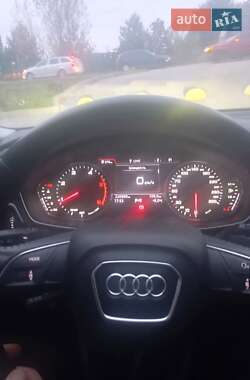 Седан Audi A4 2018 в Бучі