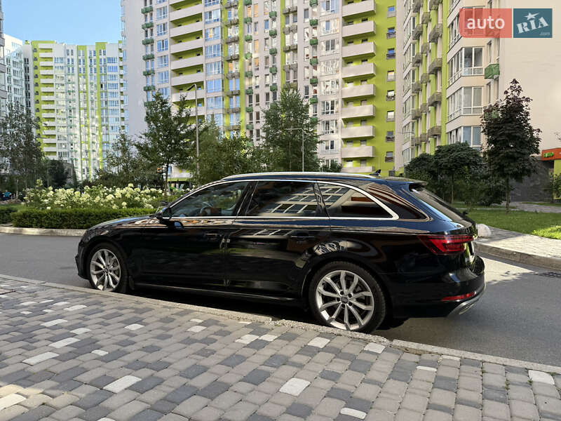 Универсал Audi A4 2018 в Киеве