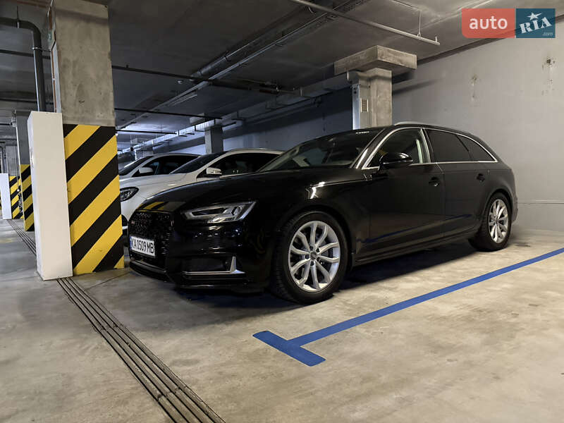 Универсал Audi A4 2018 в Киеве