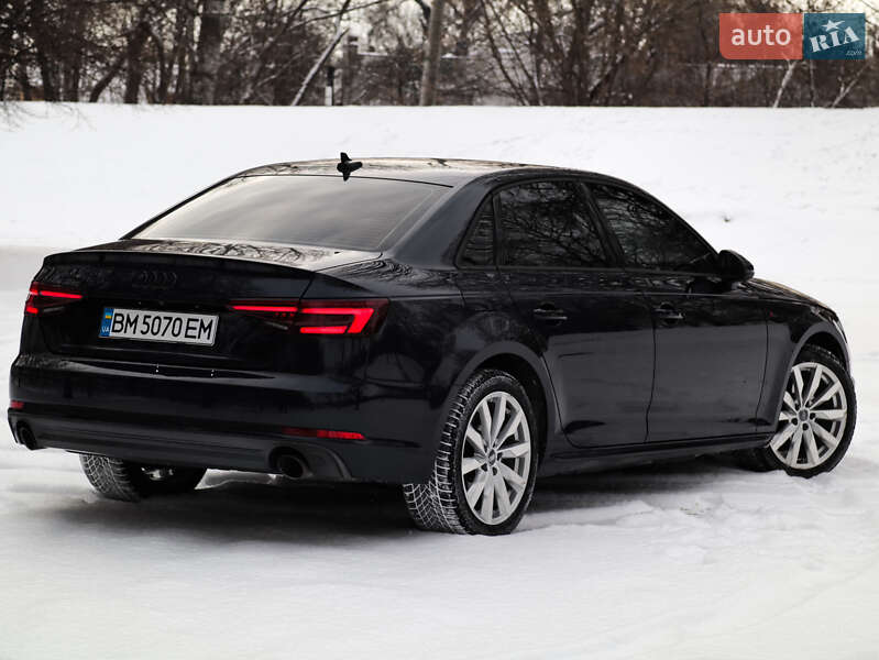 Седан Audi A4 2018 в Сумах