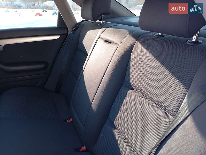 Седан Audi A4 2002 в Харькове