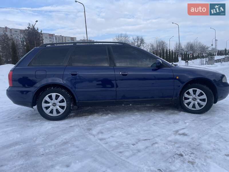 Універсал Audi A4 1998 в Дрогобичі