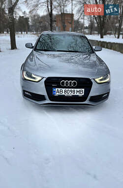 Седан Audi A4 2014 в Хмельницькому