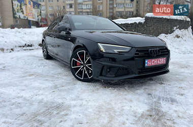 Седан Audi A4 2017 в Ивано-Франковске