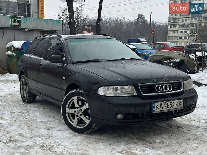 Универсал Audi A4 2000 в Киеве