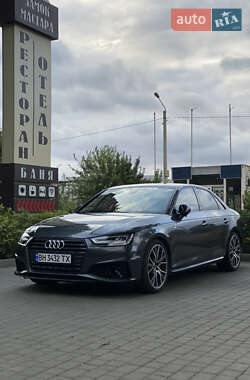 Седан Audi A4 2019 в Одессе