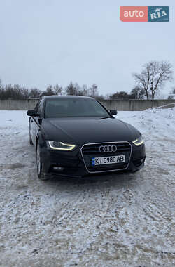 Седан Audi A4 2012 в Киеве