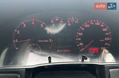 Седан Audi A4 1996 в Хмельницком