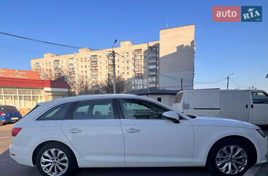 Универсал Audi A4 2016 в Киеве