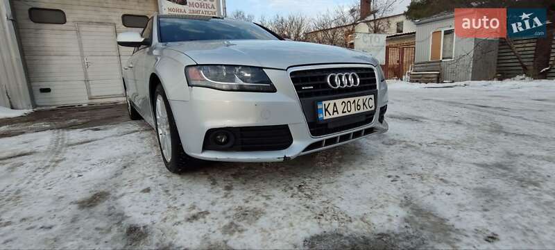 Седан Audi A4 2009 в Мироновке