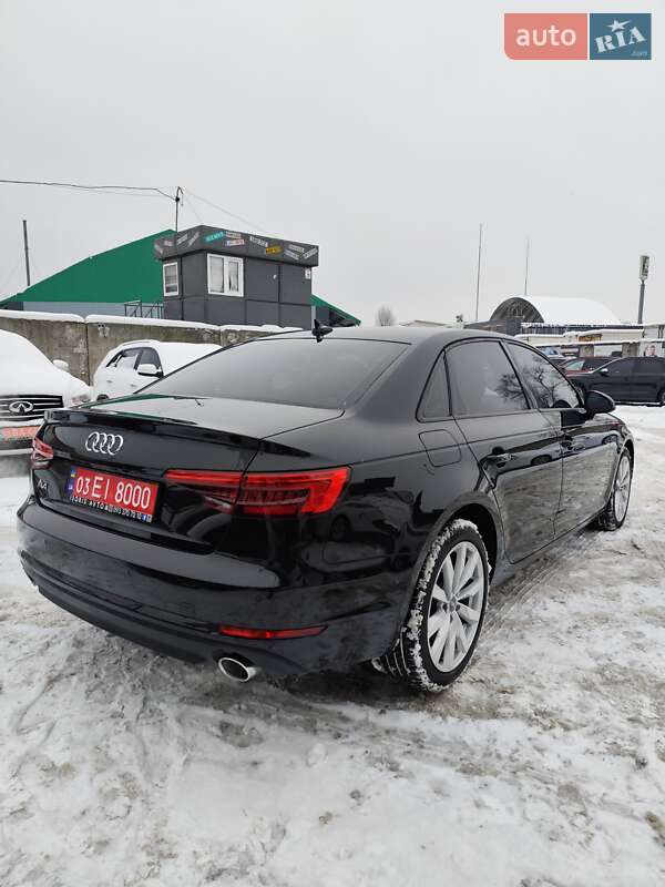 Седан Audi A4 2017 в Чернігові