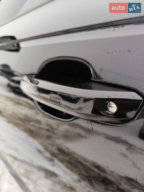 Седан Audi A4 2017 в Чернігові