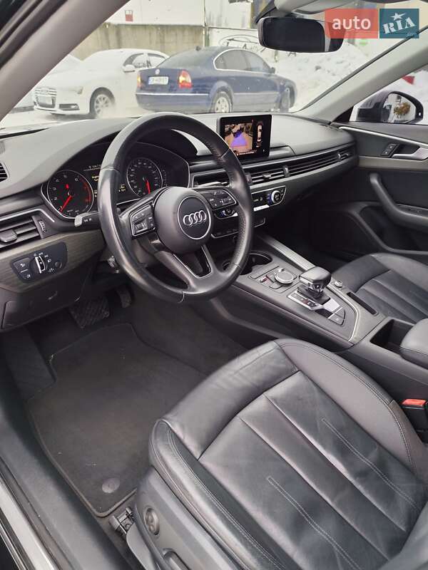 Седан Audi A4 2017 в Чернігові