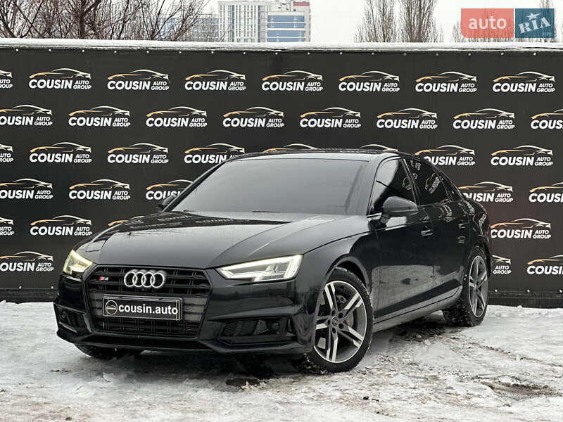 Audi A4 2016