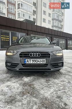 Седан Audi A4 2014 в Ивано-Франковске