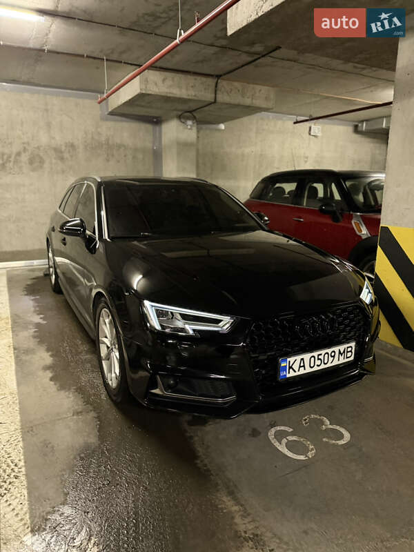 Універсал Audi A4 2018 в Києві