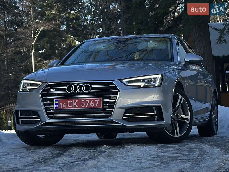 Седан Audi A4 2017 в Дрогобичі