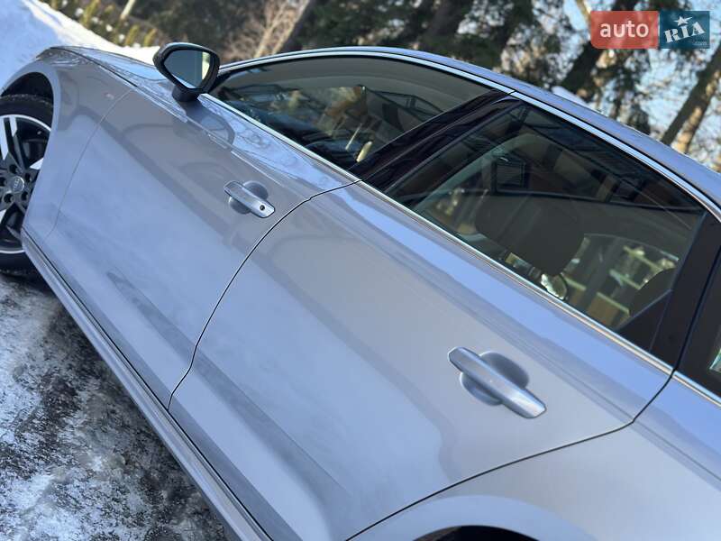Седан Audi A4 2017 в Дрогобичі