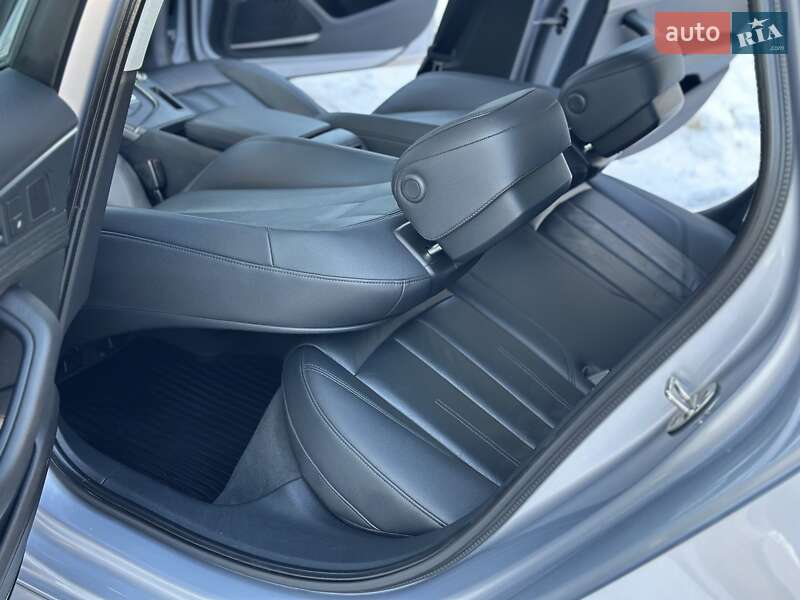 Седан Audi A4 2017 в Дрогобичі