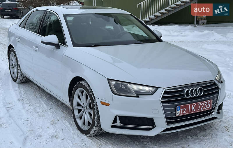 Седан Audi A4 2018 в Рівному
