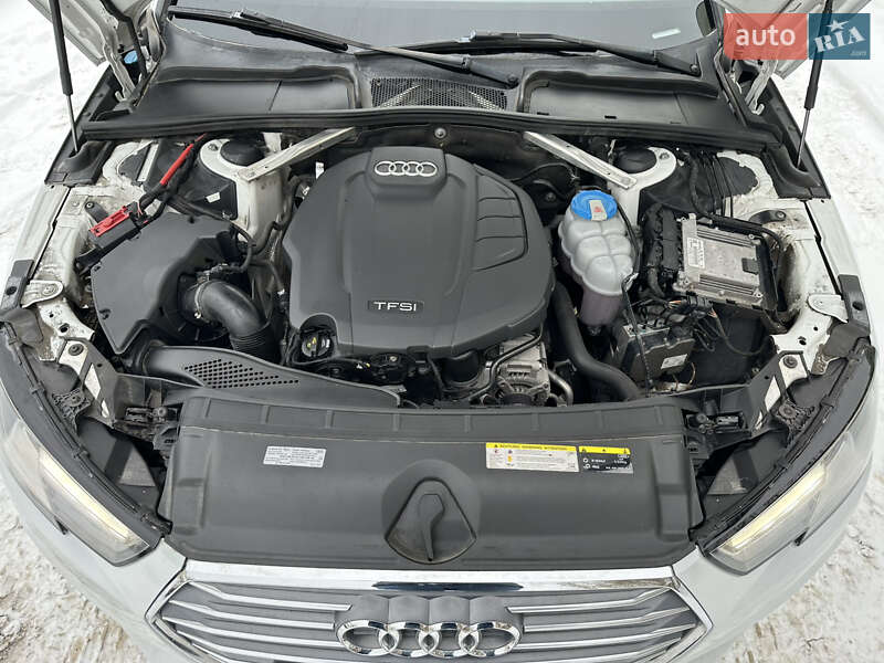 Седан Audi A4 2018 в Рівному