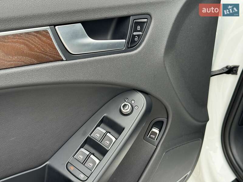 Седан Audi A4 2014 в Вінниці